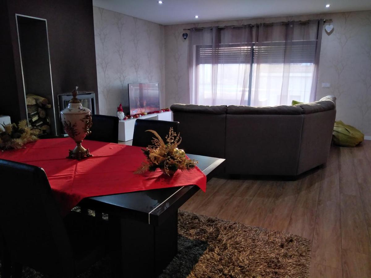 Quinta Da Lousa Guest House - Valongo - Porto エクステリア 写真